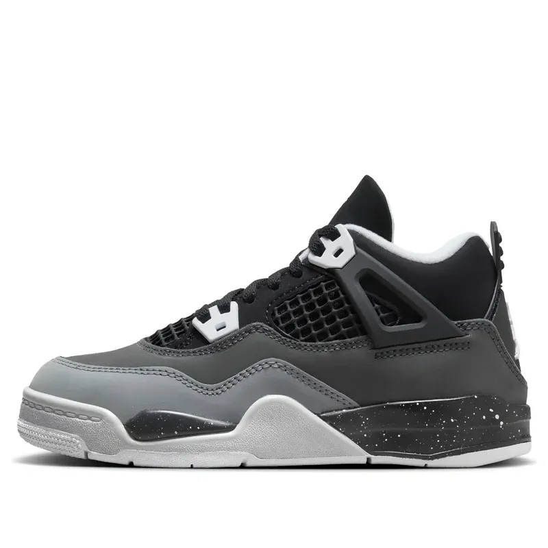 Jordan 4 Retro Fear u kombinaciji sive i crne boje — iz ponude modela