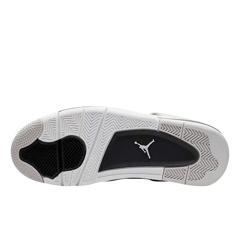 Jordan 4 Retro Military Black u kombinaciji bele i crne boje, fotografija 6 od 6