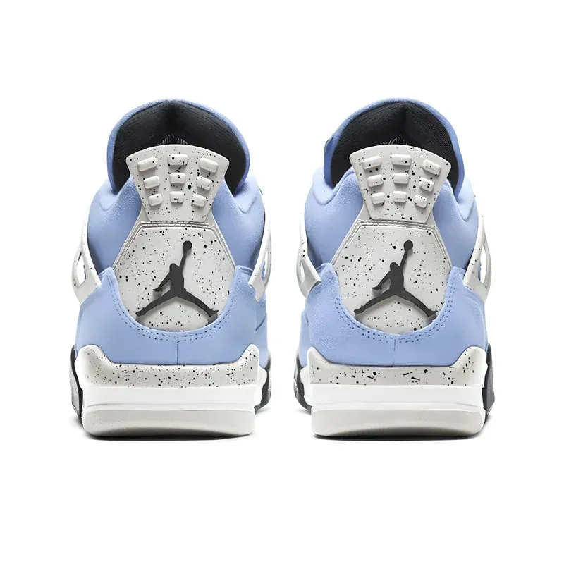 Jordan 4 Retro University Blue u kombinaciji plave i bele boje, fotografija 5 od 6