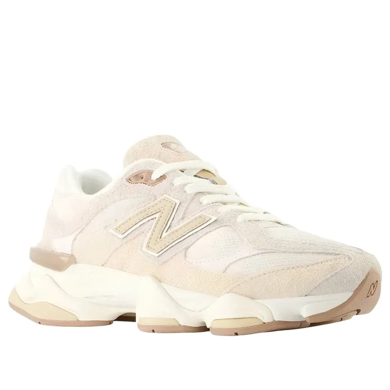 New Balance 9060 Bisque Sea Salt u kombinaciji bele i bež boje, fotografija 5 od 7