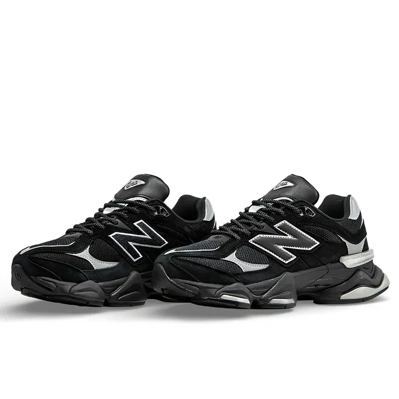 New Balance 9060 Black Reflective u kombinaciji crne i bele boje, fotografija 3 od 5
