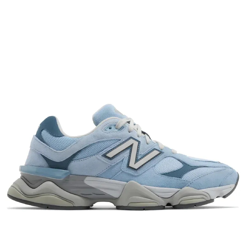 New Balance 9060 Chrome Blue u kombinaciji plave i sive boje — bočni pogled