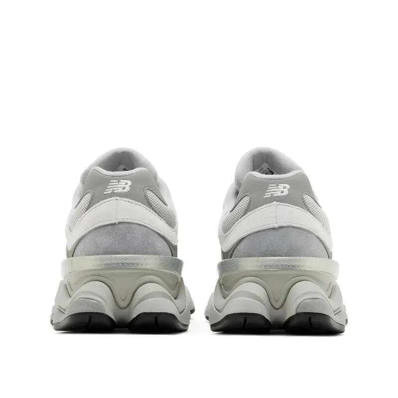 New Balance 9060 Concrete u kombinaciji sive i bele boje, fotografija 4 od 5