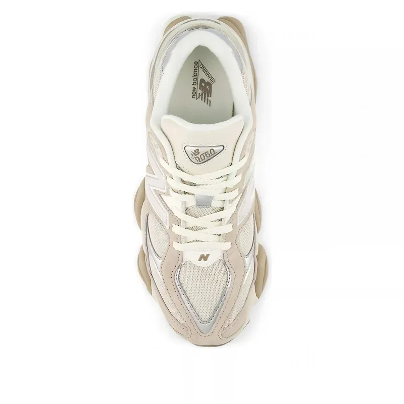 New Balance 9060 Moonbeam Silver Metallic Driftwood u kombinaciji bež i sive boje, fotografija 4 od 5