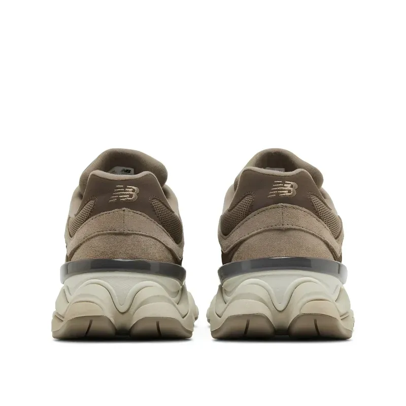 New Balance 9060 Mushroom Brown u kombinaciji braon i bež boje, fotografija 4 od 5