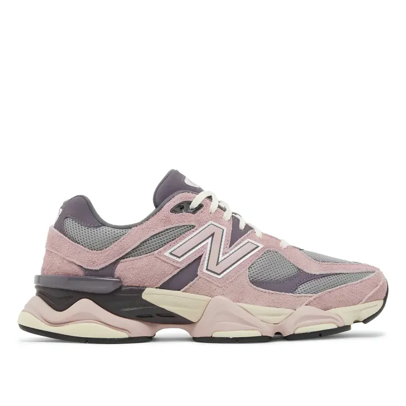 New Balance 9060 Pink Lavender u kombinaciji roze i sive boje — bočni pogled