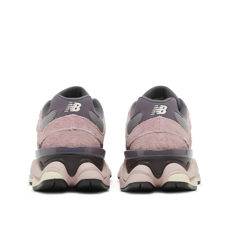 New Balance 9060 Pink Lavender u kombinaciji roze i sive boje, fotografija 4 od 5