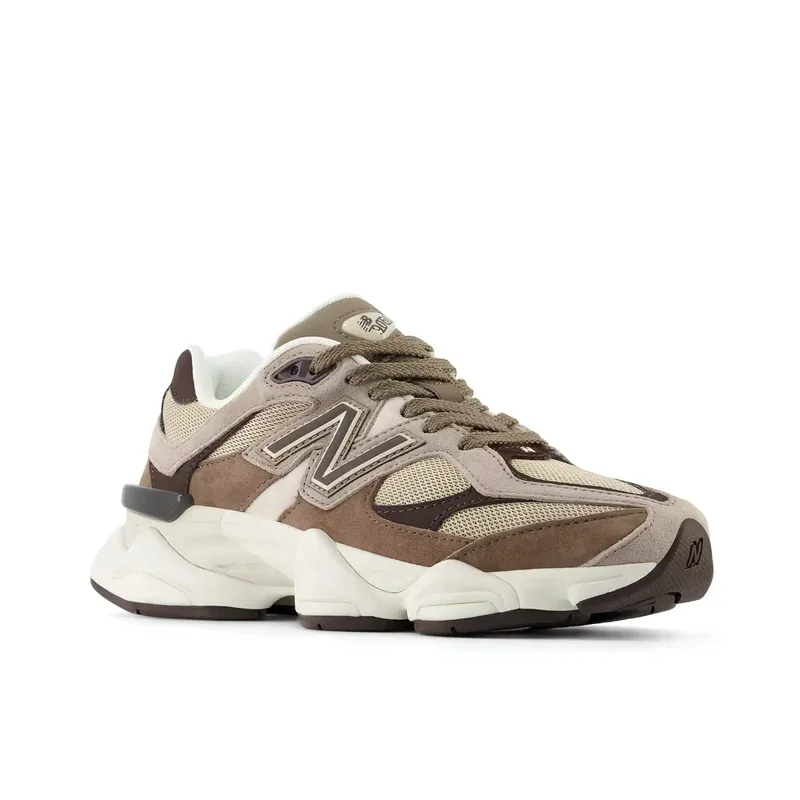New Balance 9060 Thunder Brown Stoneware u kombinaciji braon i bež boje, fotografija 3 od 5