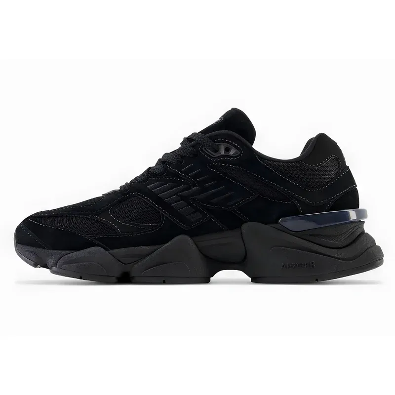 New Balance 9060 Triple Black u crnoj boji, fotografija 2 od 5