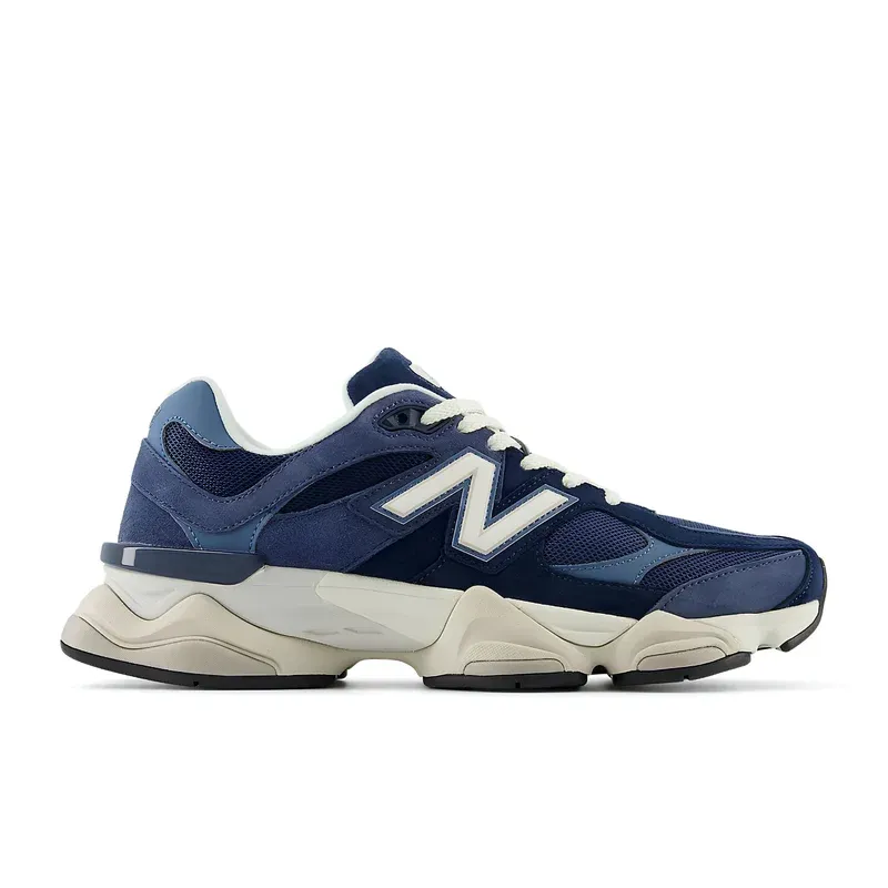 New Balance 9060 Vintage Indigo Heron Blue u plavoj boji — bočni pogled