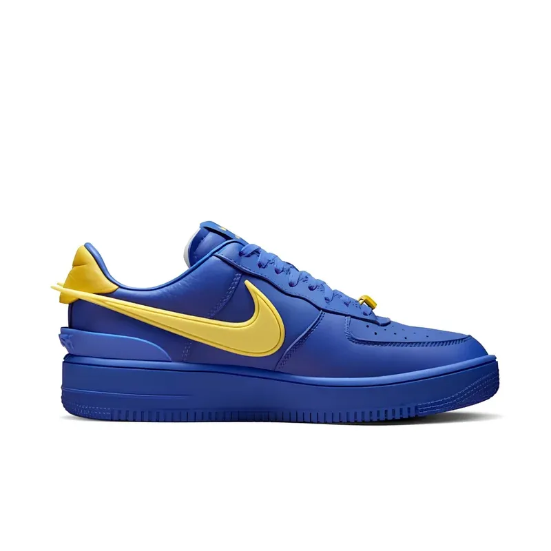 Nike Air Force 1 Low AMBUSH Game Royal u kombinaciji plave i žute boje, fotografija 2 od 6