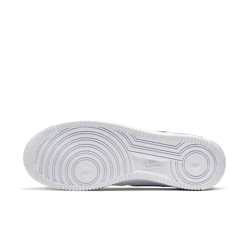 Nike Air Force 1 Low White Black u kombinaciji bele i crne boje, fotografija 6 od 6