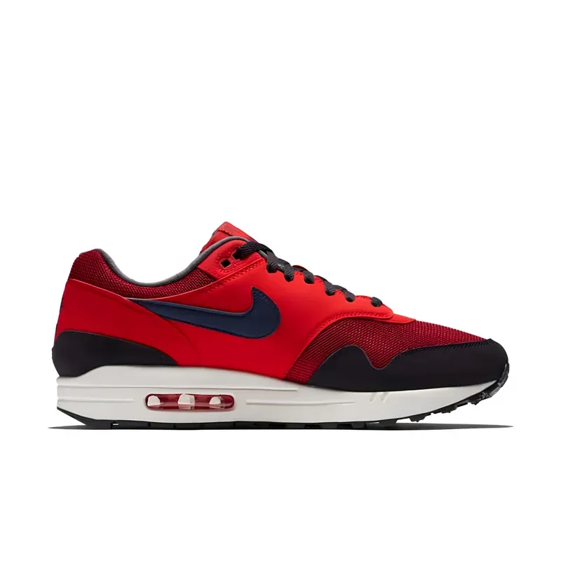 Nike Air Max 1 Red Crush u kombinaciji crvene i crne boje, fotografija 2 od 6