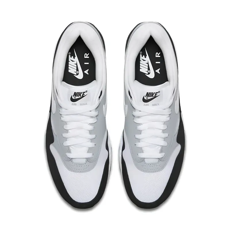 Nike Air Max 1 Wolf Grey Black u kombinaciji bele i crne boje, fotografija 4 od 6