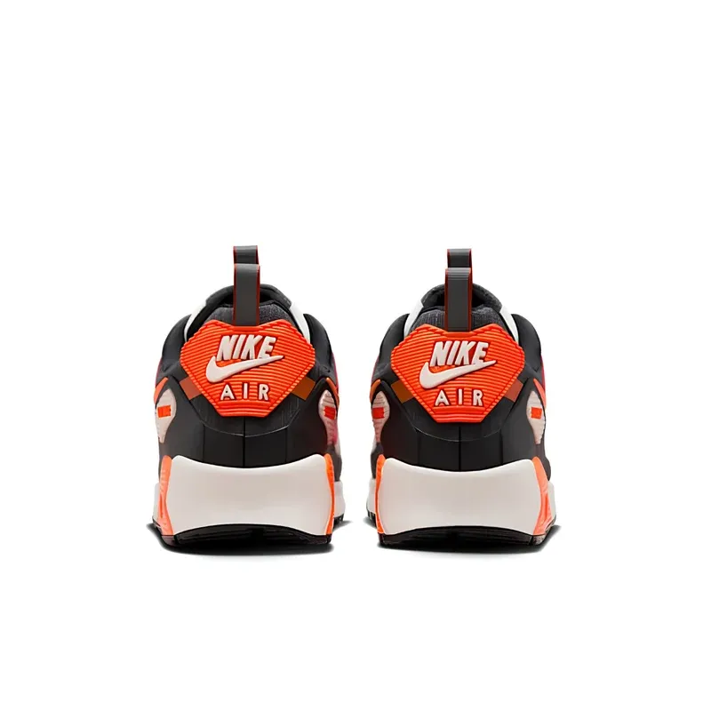 Nike Air Max 90 Drift Smoke Grey Safety Orange u kombinaciji bele i narandžaste boje, fotografija 5 od 6