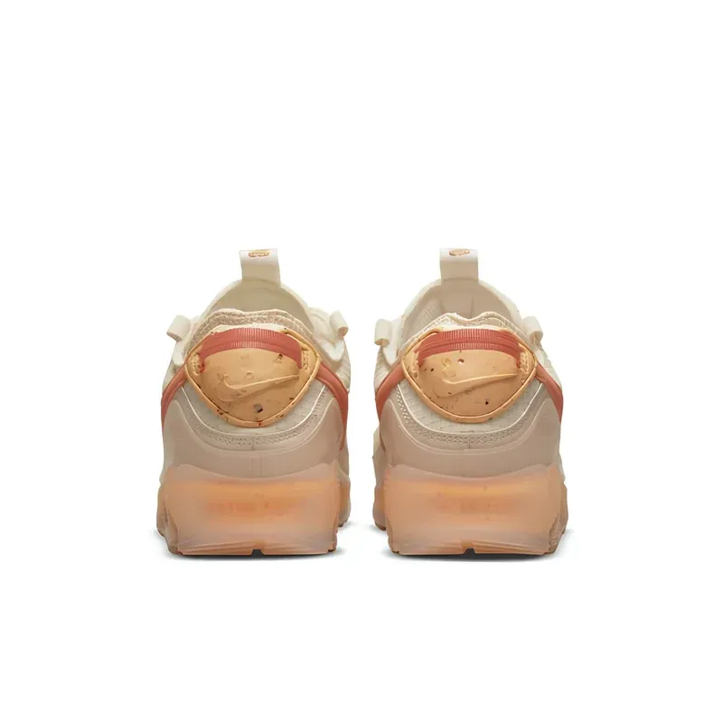 Nike Air Max 90 Terrascape Fuel Orange u kombinaciji bež i narandžaste boje, fotografija 5 od 6
