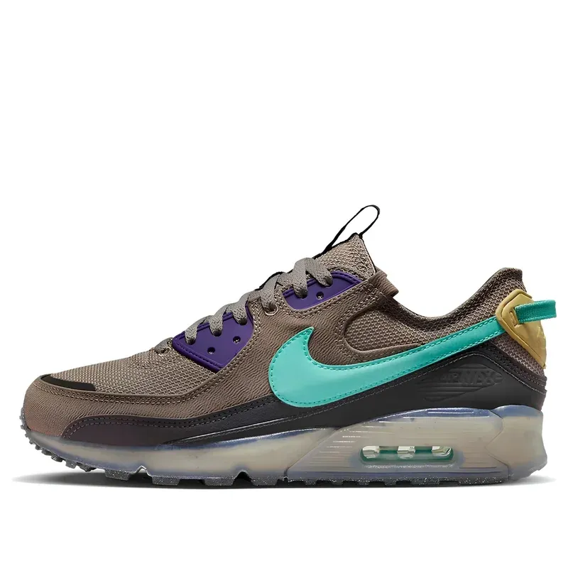 Nike Air Max 90 Terrascape Moon Fossil u kombinaciji braon i zelene boje — bočni pogled
