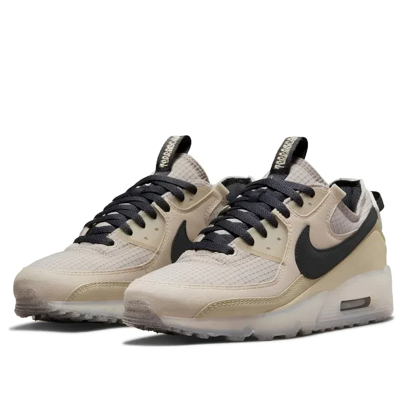 Nike Air Max 90 Terrascape Rattan Black u kombinaciji bež i crne boje, fotografija 3 od 6
