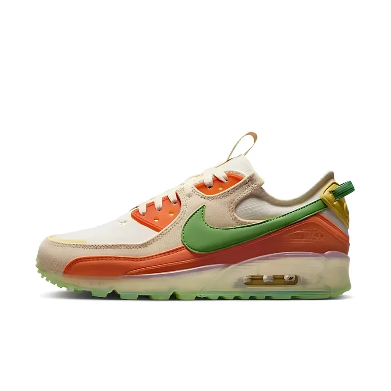 Nike Air Max 90 Terrascape Tan Orange Green u kombinaciji narandžaste i zelene boje — bočni pogled