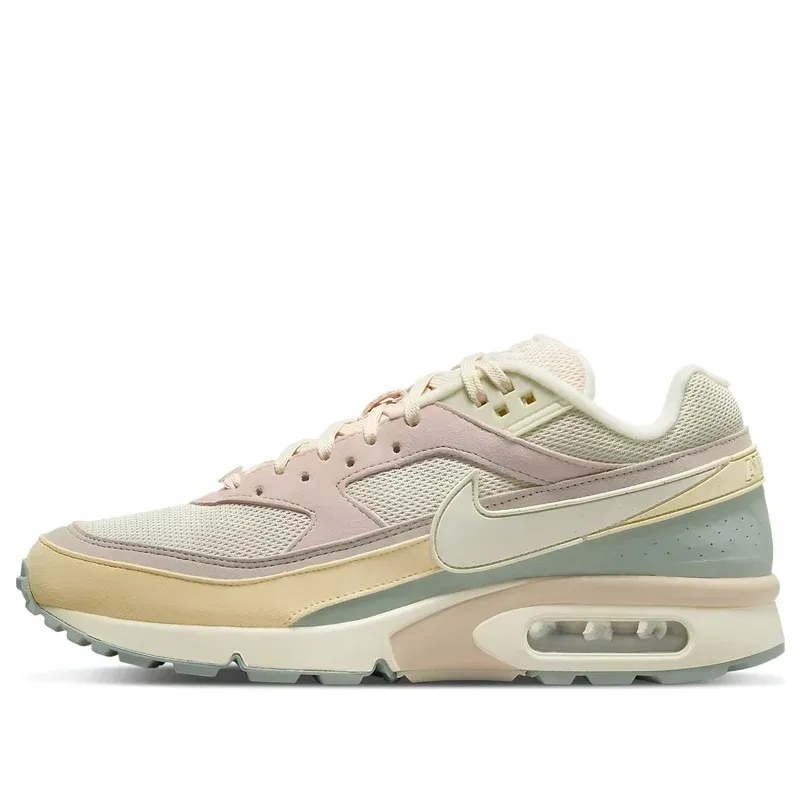 Nike Air Max BW Light Stone Coconut Milk u kombinaciji bež i zelene boje — bočni pogled