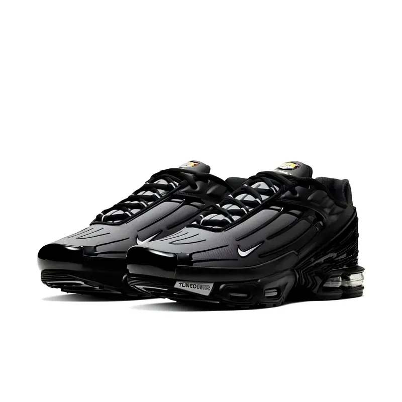 Nike Air Max Plus 3 OG Black & Wolf Grey u crnoj boji, fotografija 3 od 6