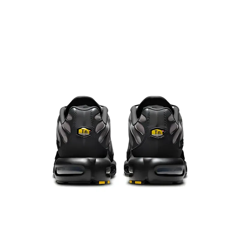 Nike Air Max Plus TN Cordura Dark Smoke Grey u kombinaciji sive i crne boje, fotografija 4 od 6