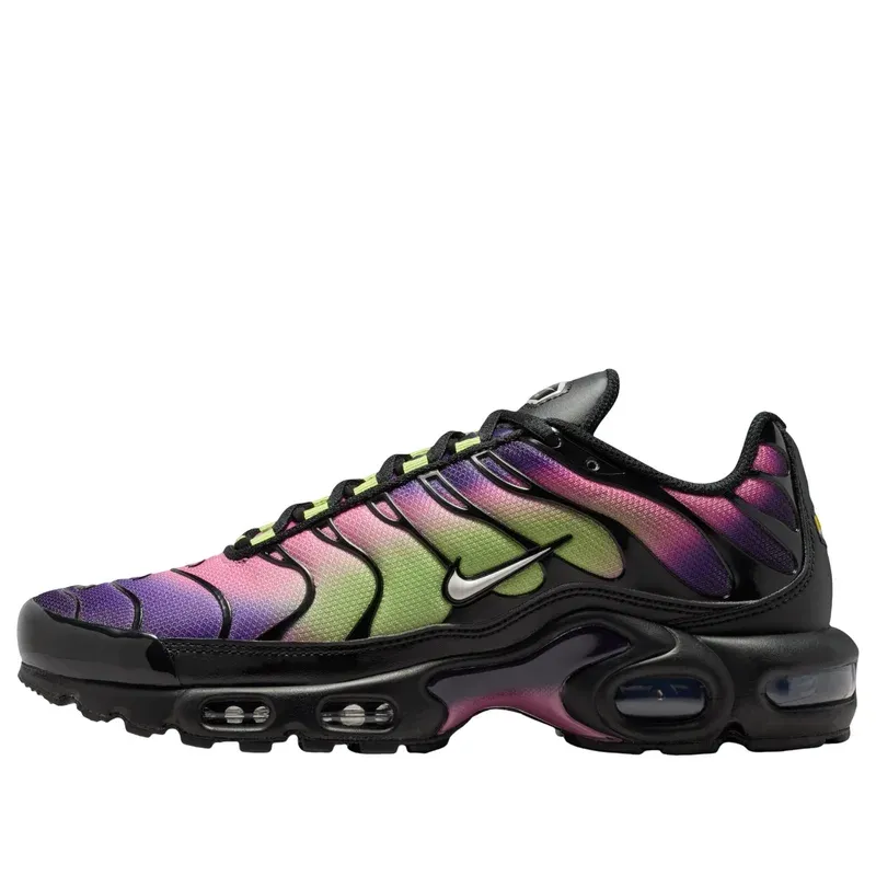 Nike Air Max Plus TN Purple Dynasty u kombinaciji ljubičaste i zelene boje — bočni pogled