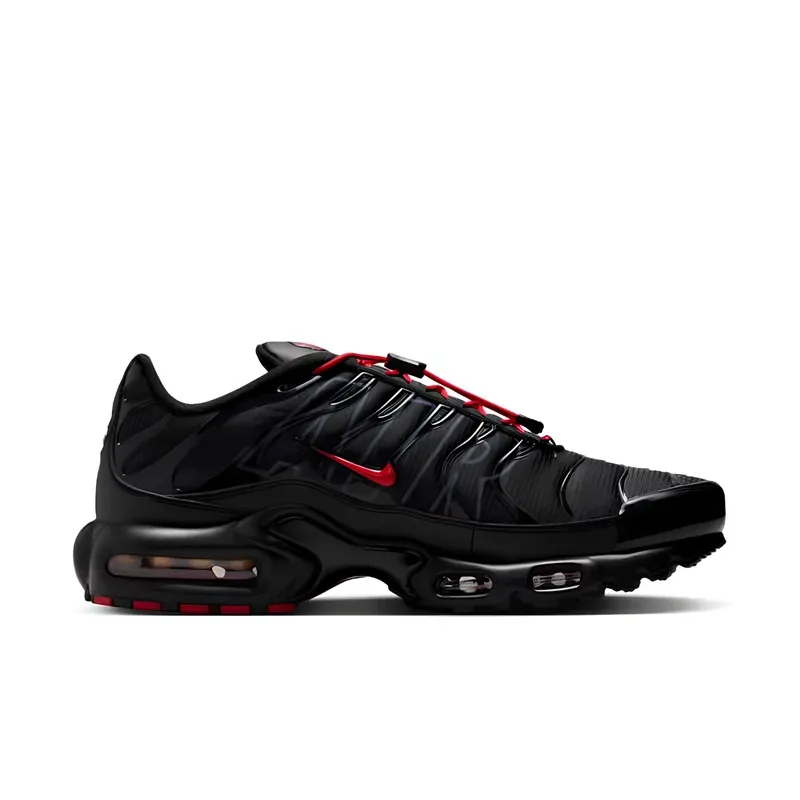 Nike Air Max Plus TN Tuned Air Black Red u kombinaciji crne i crvene boje, fotografija 2 od 6