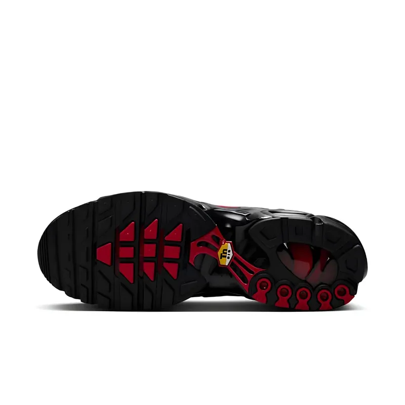 Nike Air Max Plus TN Tuned Air Black Red u kombinaciji crne i crvene boje, fotografija 6 od 6