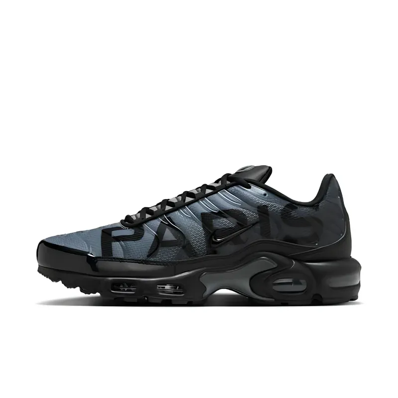 Nike Air Max Plus TN x PSG Black Particle Grey u kombinaciji crne i sive boje — bočni pogled