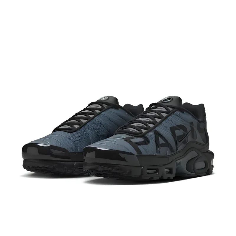 Nike Air Max Plus TN x PSG Black Particle Grey u kombinaciji crne i sive boje, fotografija 3 od 6