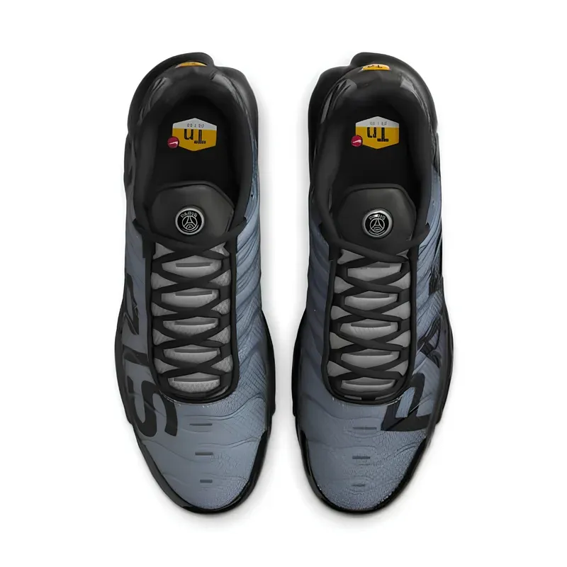 Nike Air Max Plus TN x PSG Black Particle Grey u kombinaciji crne i sive boje, fotografija 4 od 6