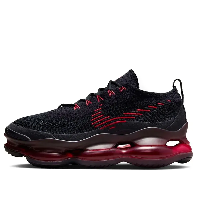 Nike Air Max Scorpion Black University Red u kombinaciji crne i crvene boje — bočni pogled