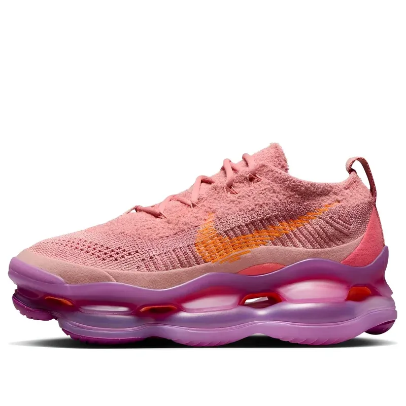 Nike Air Max Scorpion Red Stardust u kombinaciji roze i ljubičaste boje — bočni pogled