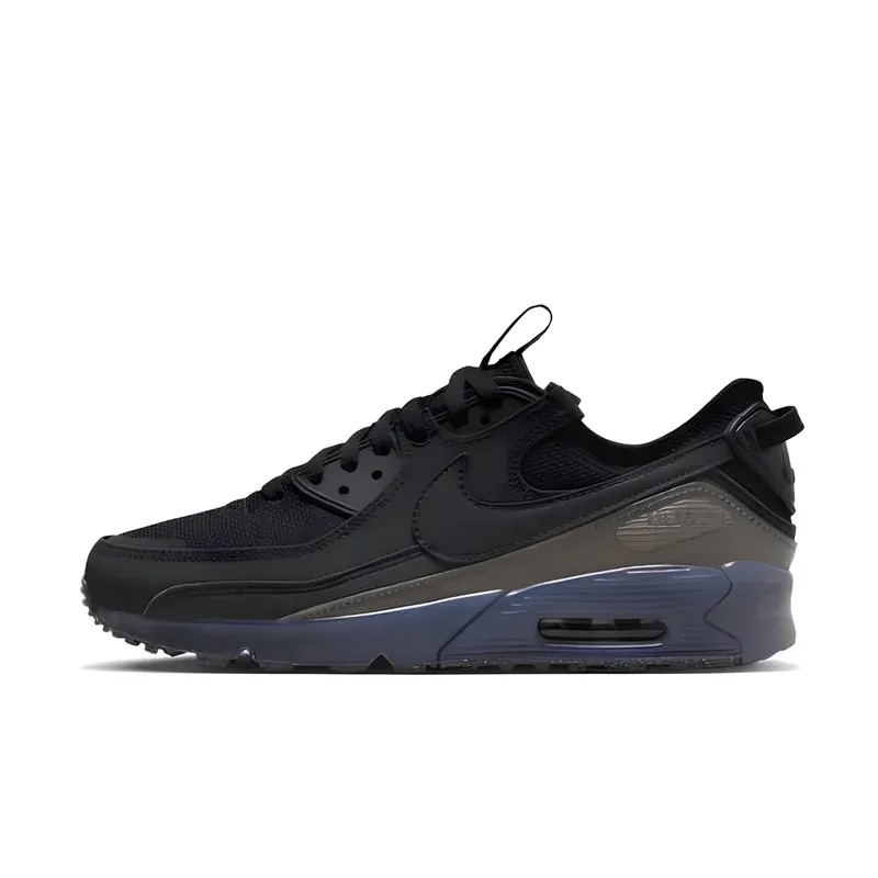 Nike Air Max Terrascape 90 Black u crnoj boji — bočni pogled