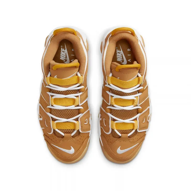 Nike Air More Uptempo Wheat u kombinaciji braon i bele boje, fotografija 4 od 6