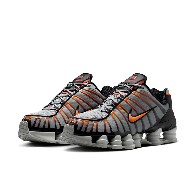 Nike Shox TL Light Smoke Grey u kombinaciji sive i crne boje, fotografija 3 od 6