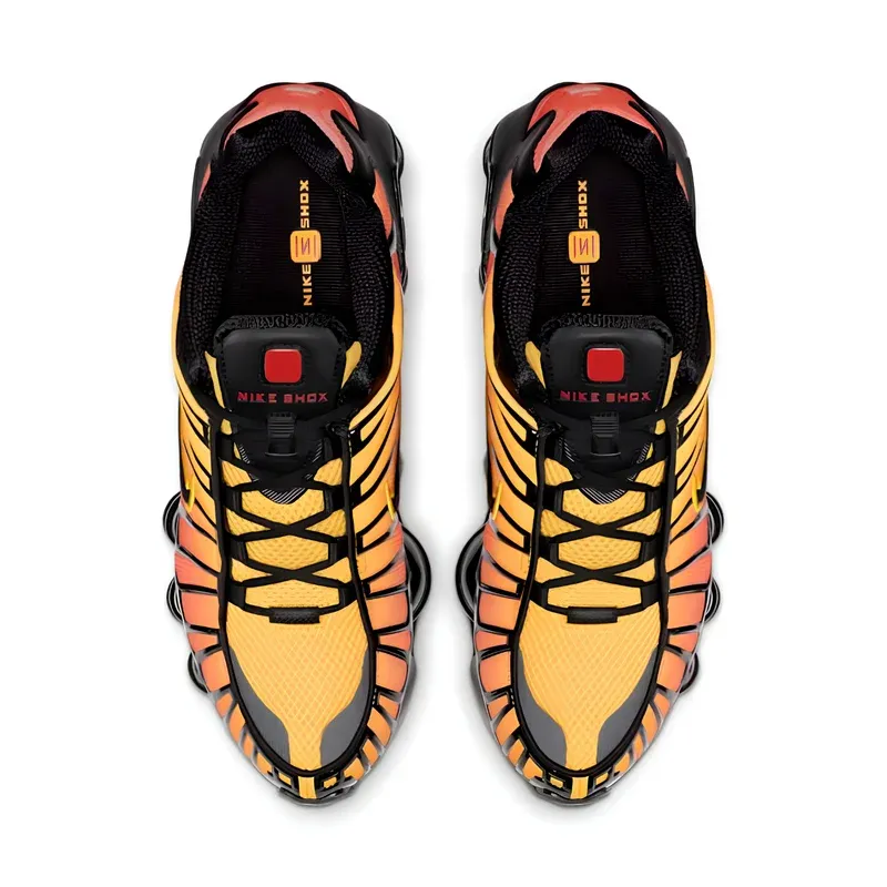 Nike Shox TL Sunrise u kombinaciji narandžaste i crvene boje, fotografija 4 od 6