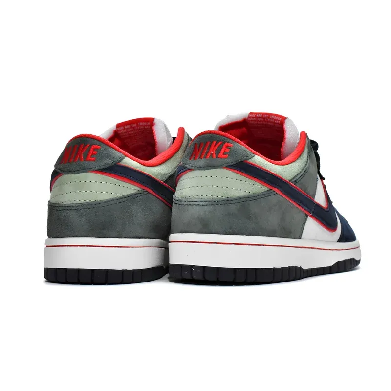 Otomo Katsuhiro x Nike SB Dunk Low Steamboy u kombinaciji zelene i bele boje, fotografija 2 od 4